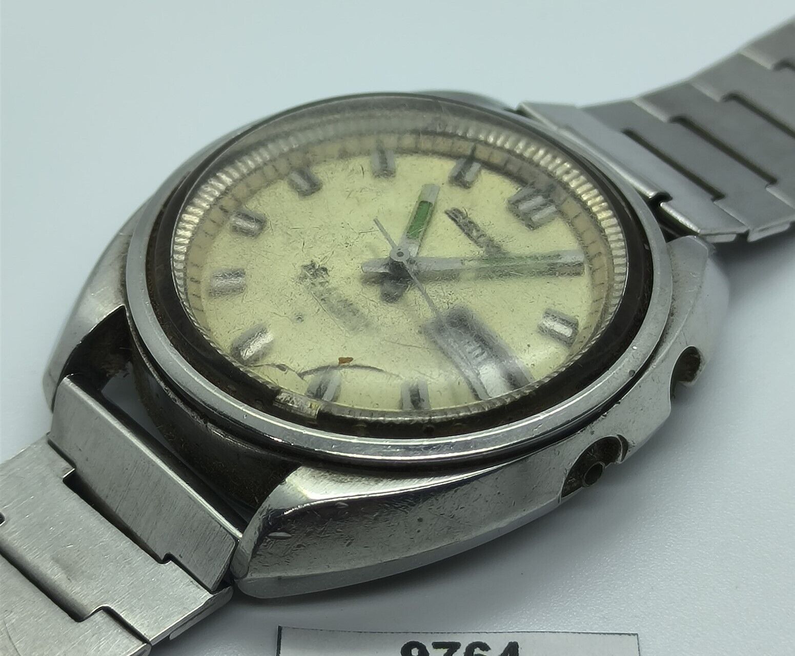 September 1975 - Model No. 4006-6070, Serial No. 592171