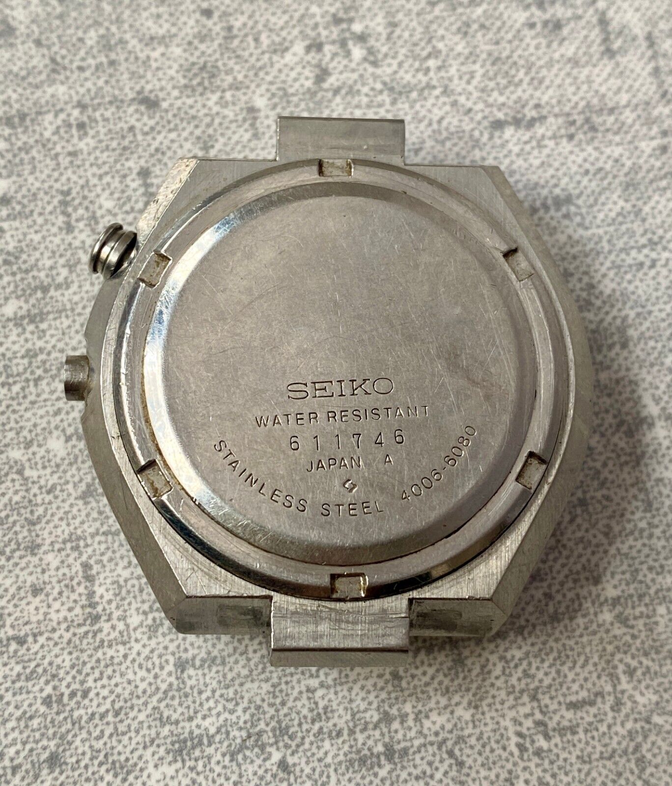 January 1976 - Model No. 4006-6080, Serial No. 611746