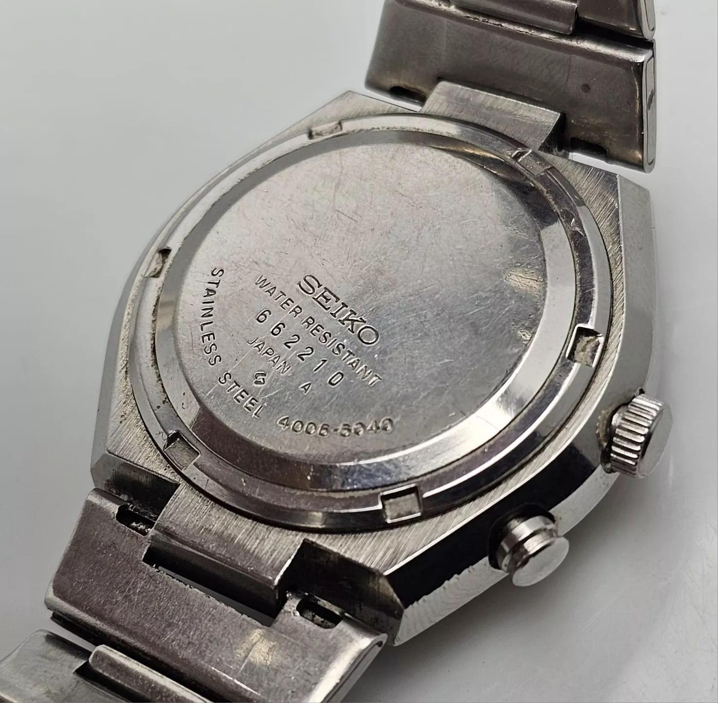 June 1976 - Model No. 4006-6040, Serial No. 662210