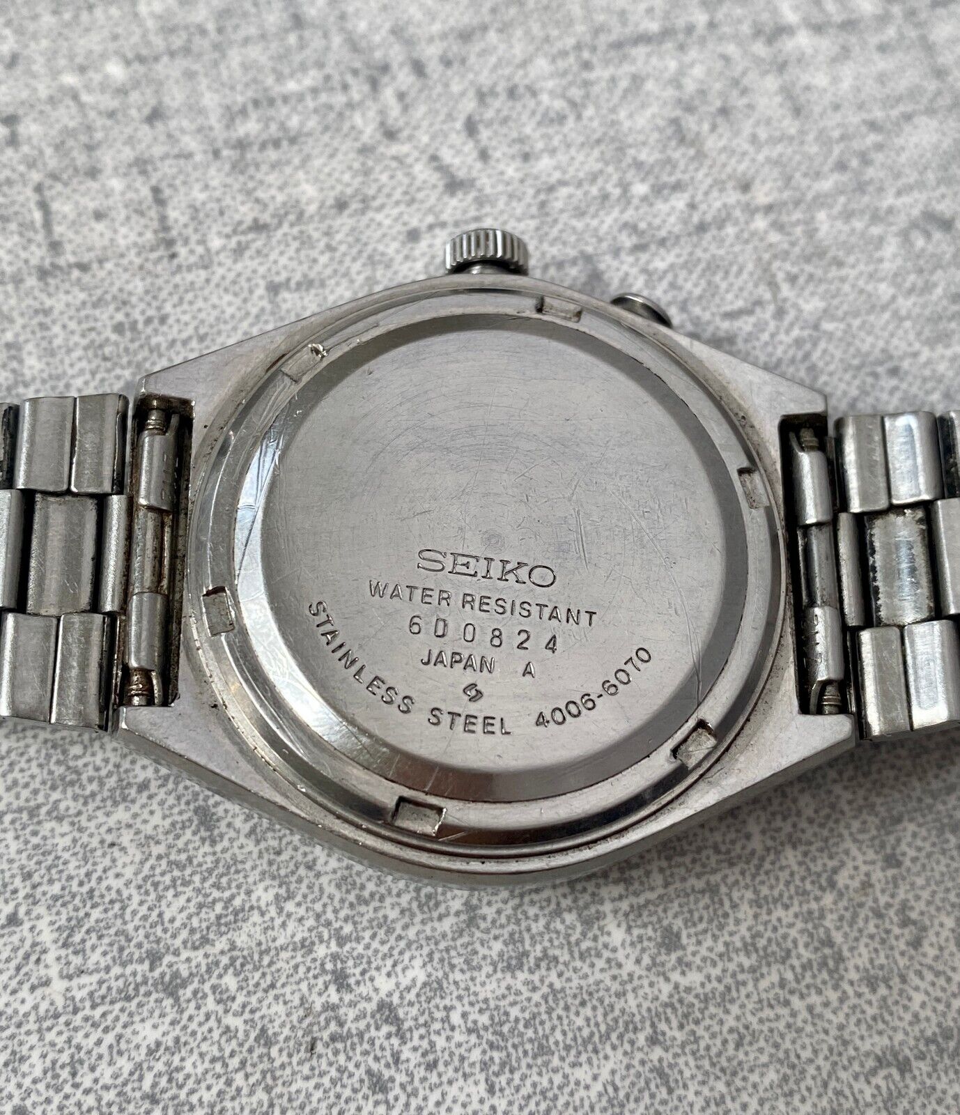 December 1976 - Model No. 4006-6070, Serial No. 6D0824