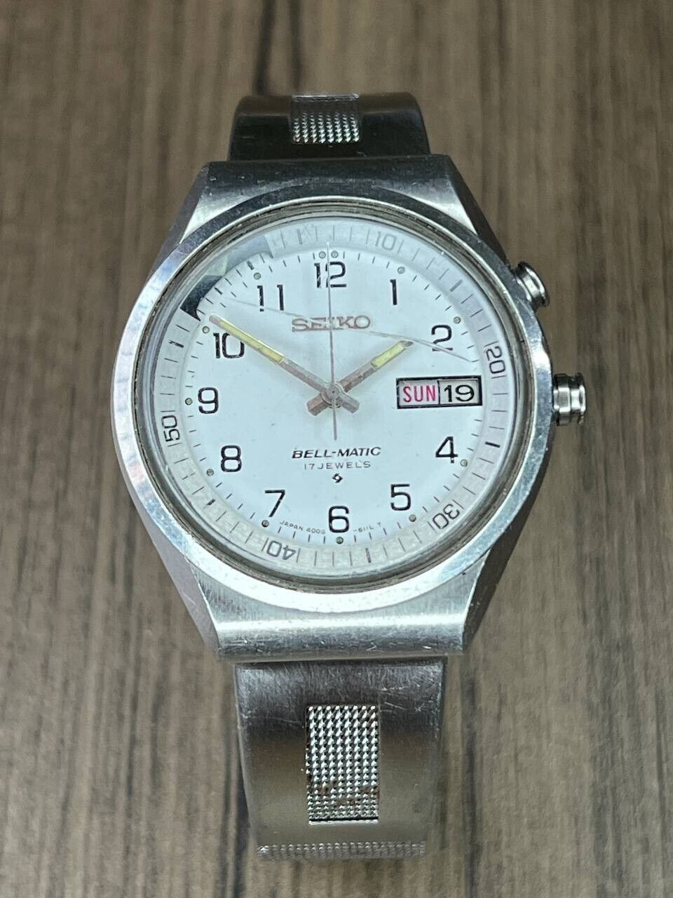 June 1977 - Model No. 4006-6070, Serial No. 761097